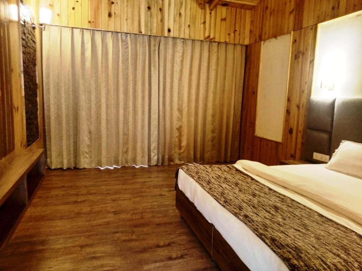 Qcent Woods Resort & Spa, Rishīkesh Eksteriør billede