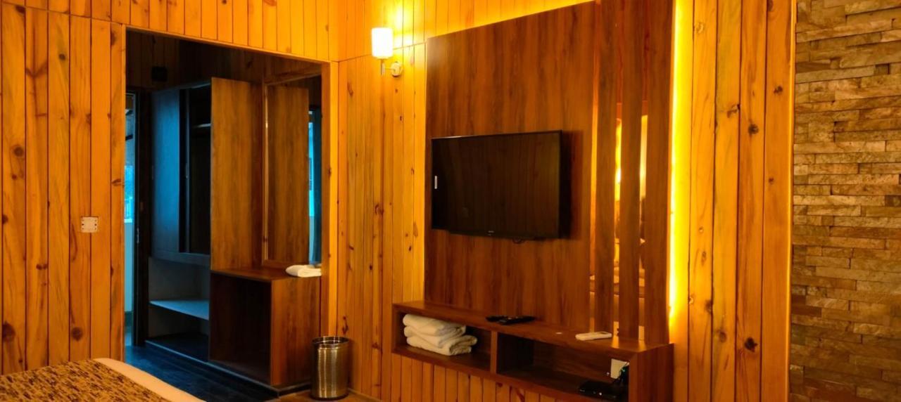 Qcent Woods Resort & Spa, Rishīkesh Eksteriør billede