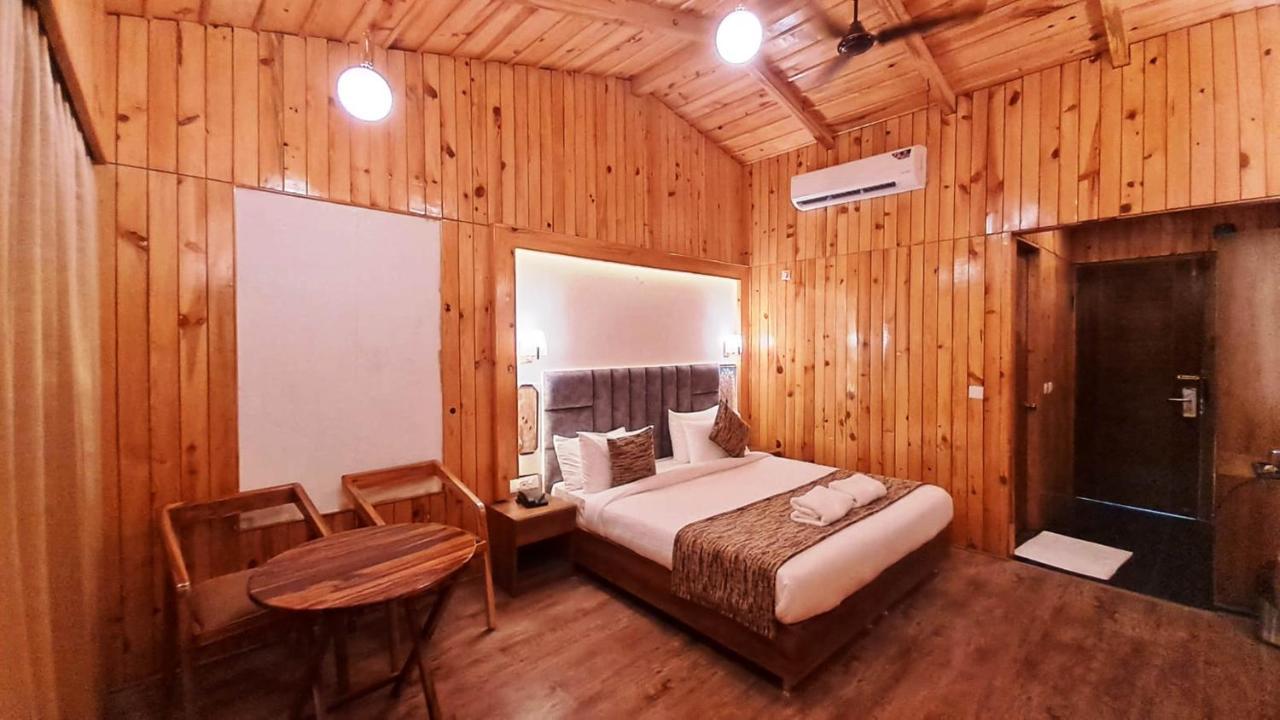 Qcent Woods Resort & Spa, Rishīkesh Eksteriør billede