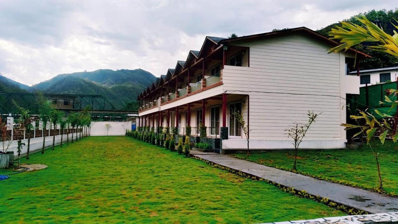 Qcent Woods Resort & Spa, Rishīkesh Eksteriør billede