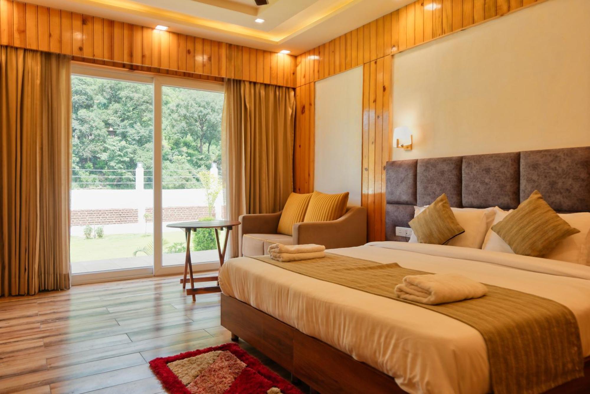 Qcent Woods Resort & Spa, Rishīkesh Eksteriør billede