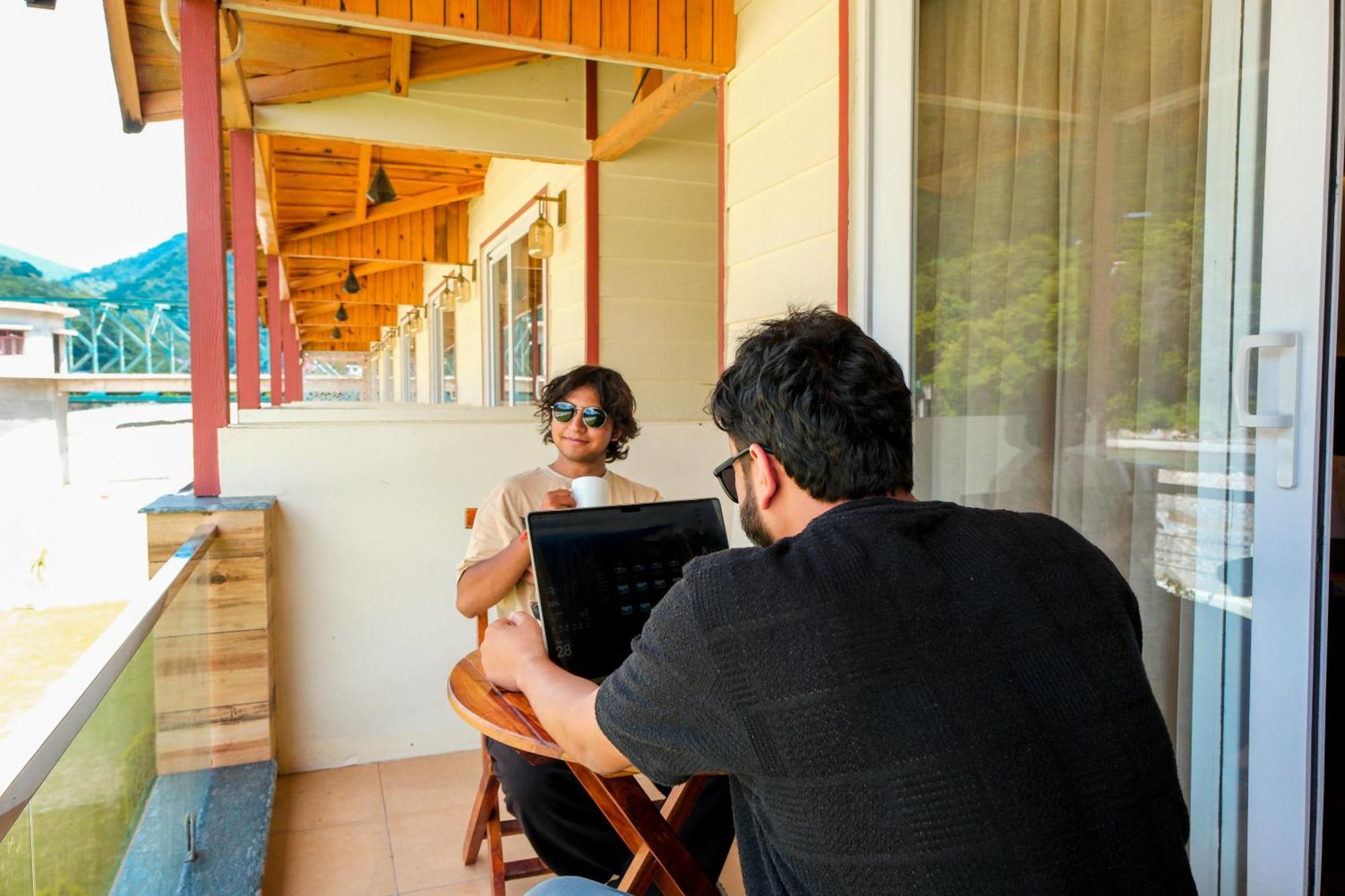 Qcent Woods Resort & Spa, Rishīkesh Eksteriør billede