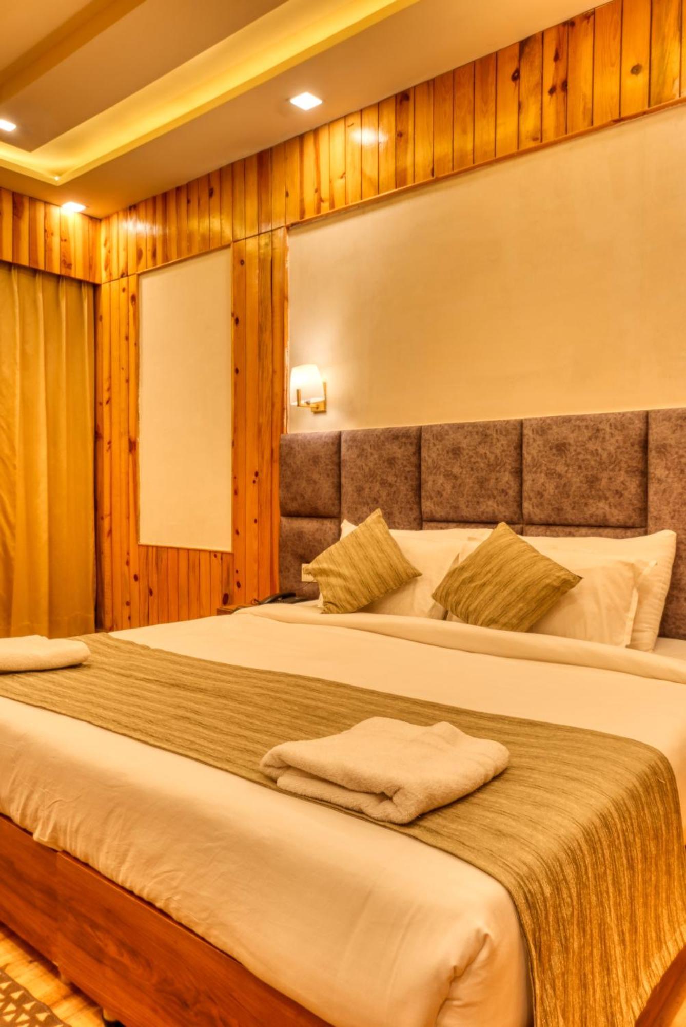 Qcent Woods Resort & Spa, Rishīkesh Eksteriør billede