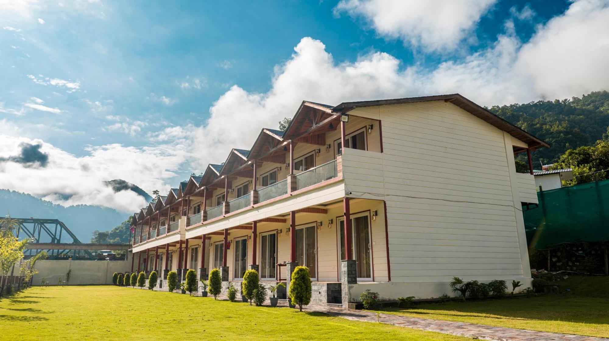 Qcent Woods Resort & Spa, Rishīkesh Eksteriør billede