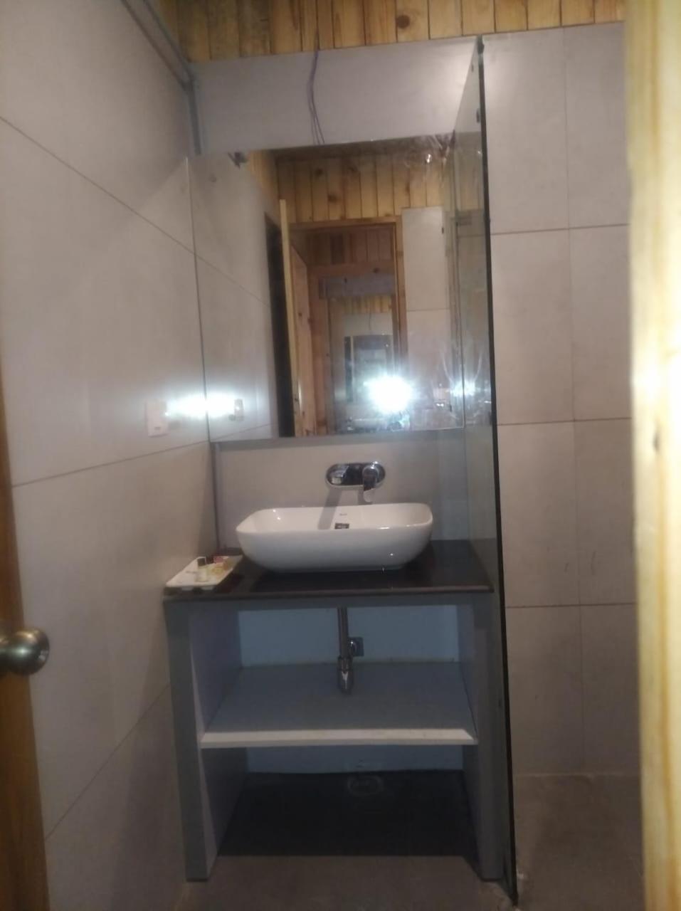 Qcent Woods Resort & Spa, Rishīkesh Eksteriør billede